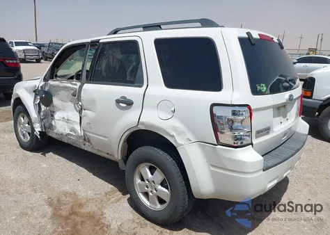 2012 Ford Escape Xlt z USA, uszkodzony, nr VIN 1FMCU0D73CKC82695